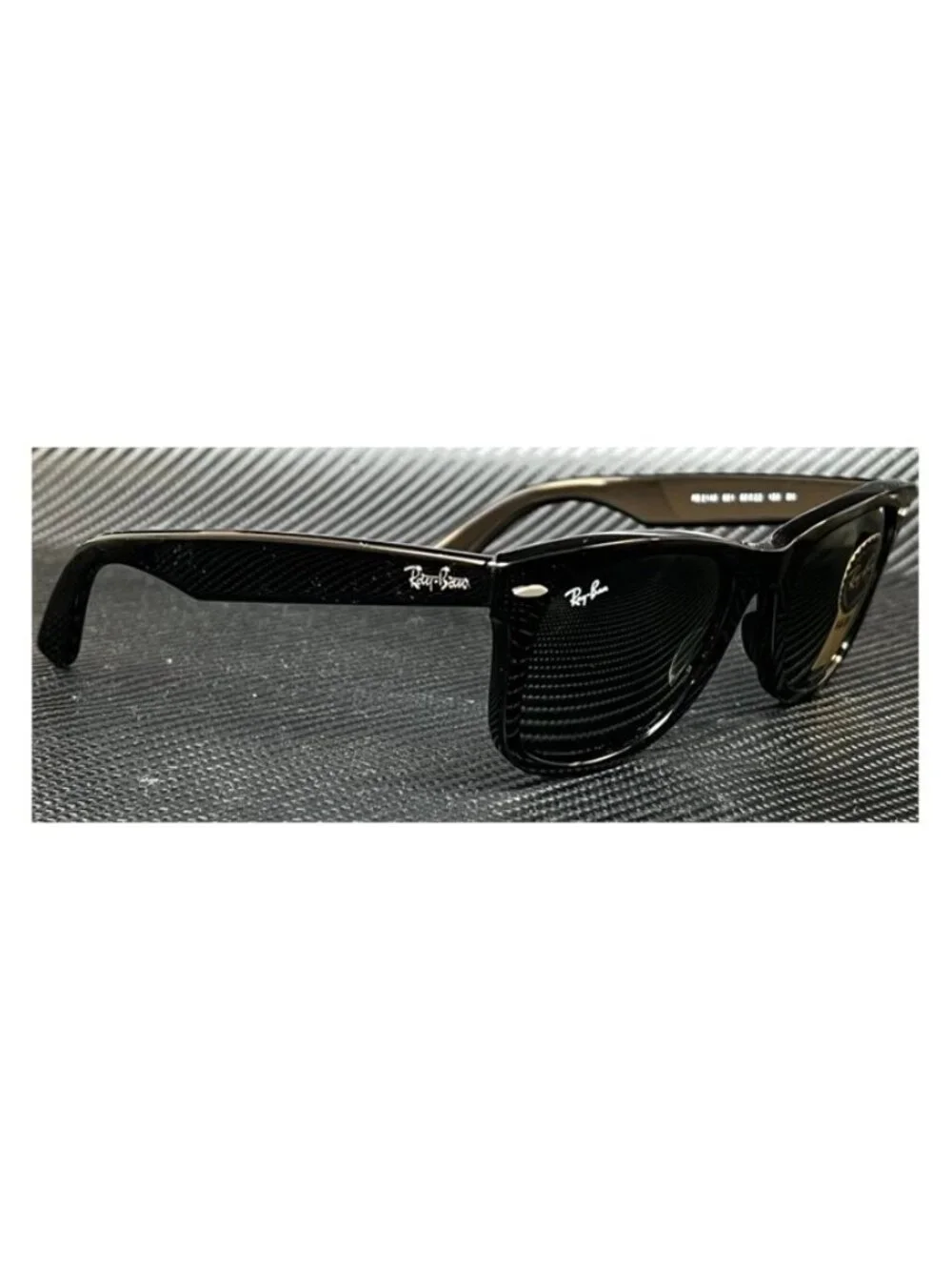 New Ray-Ban Men  Sunglasses --150.\